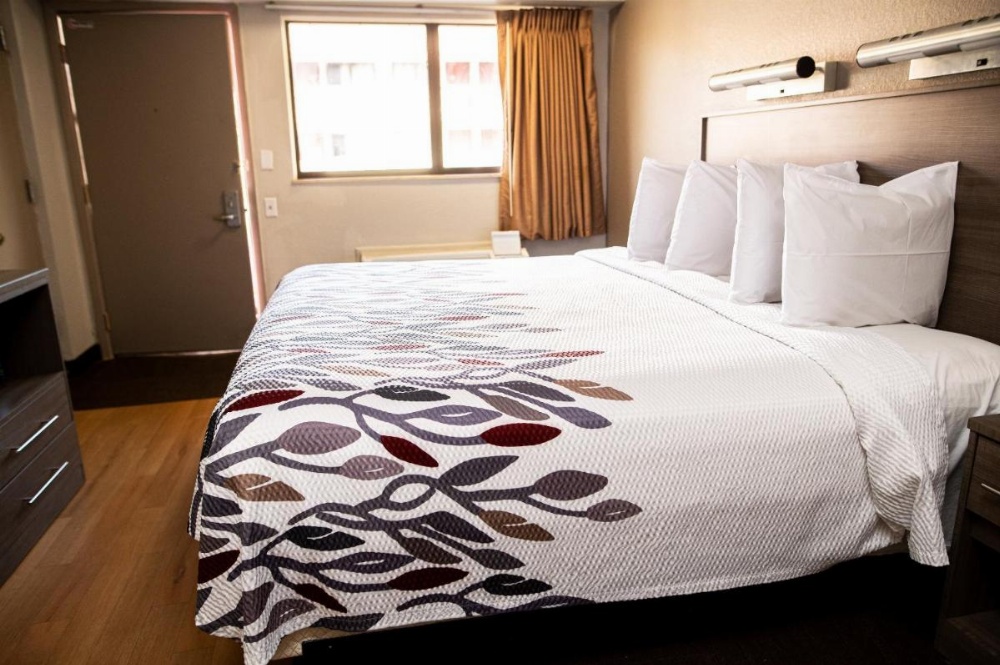 Deluxe King Larger Room Smoke Free